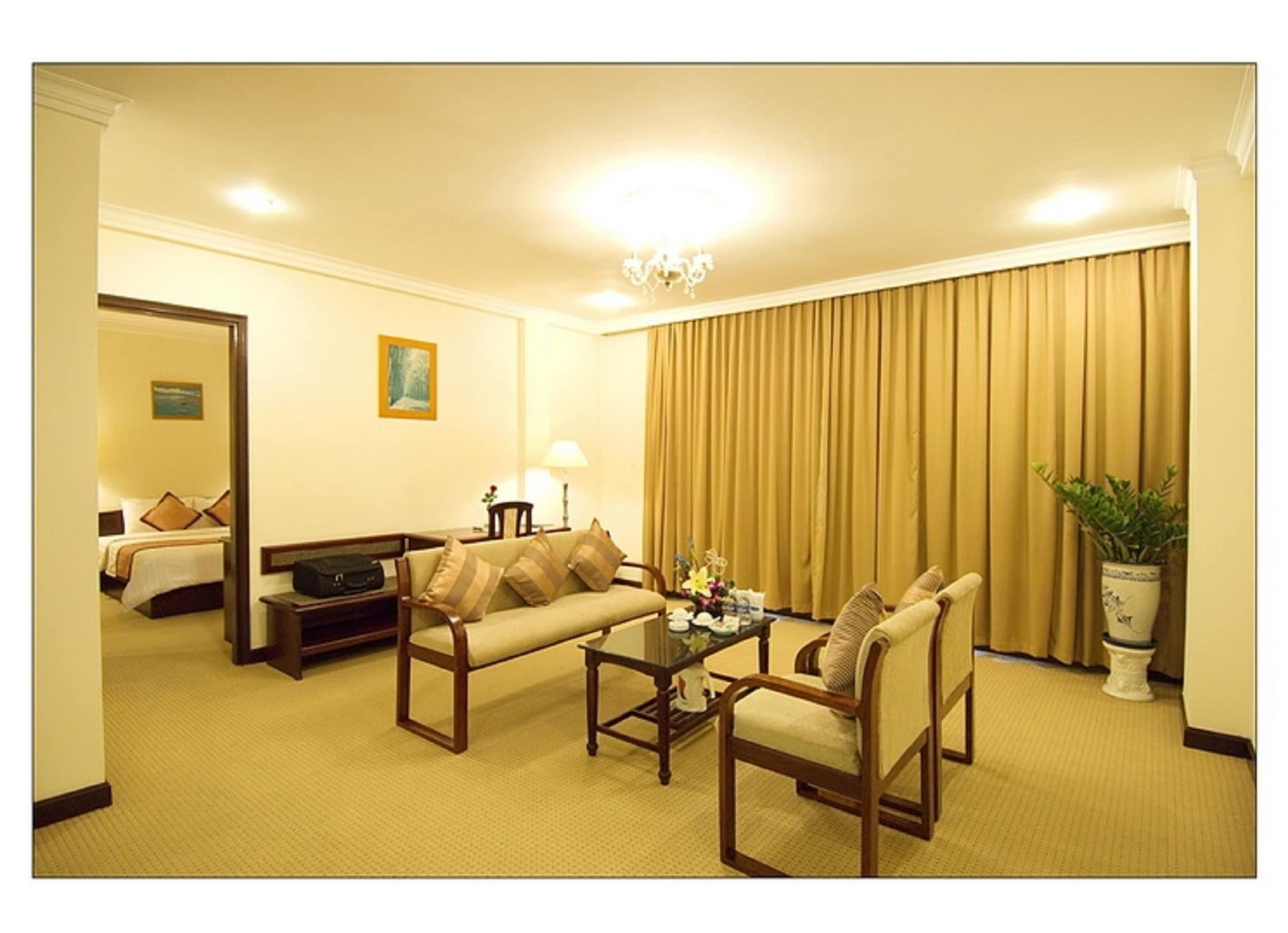 Saigon Tourane Hotel Da Nang Exterior foto